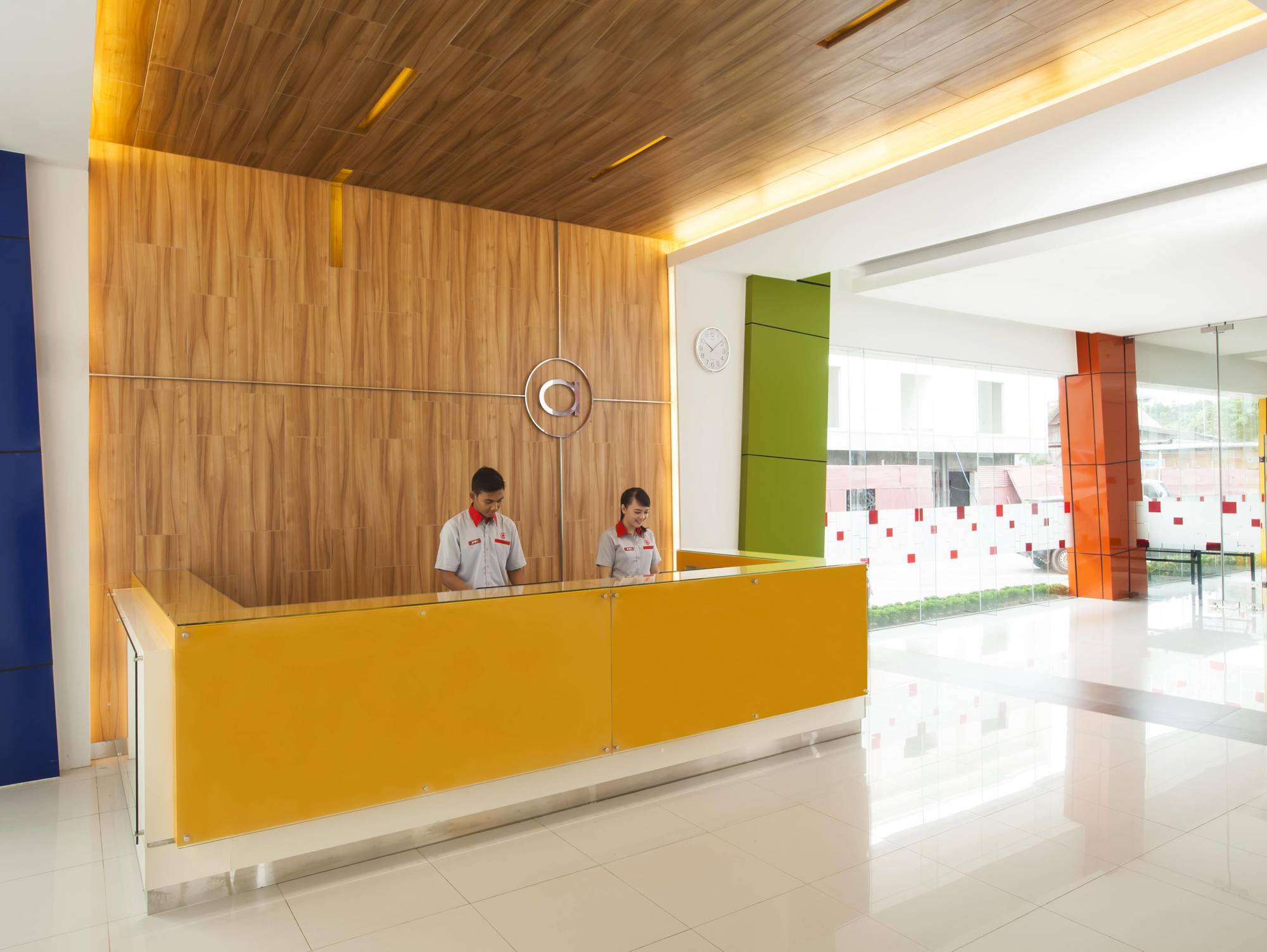 Amaris Hotel Samarinda Exterior foto
